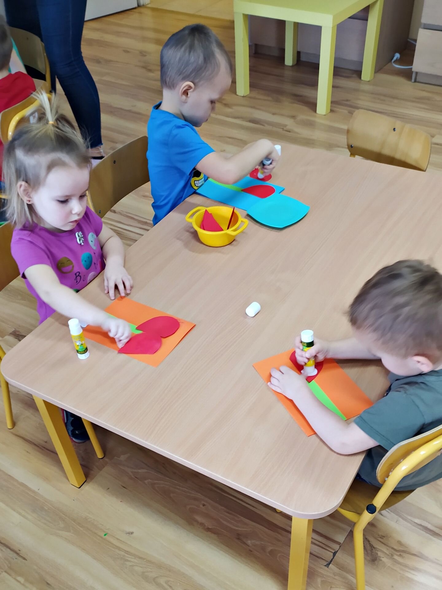 4 Dzień Babci i Dziadka - Tworzenie kartek (2)