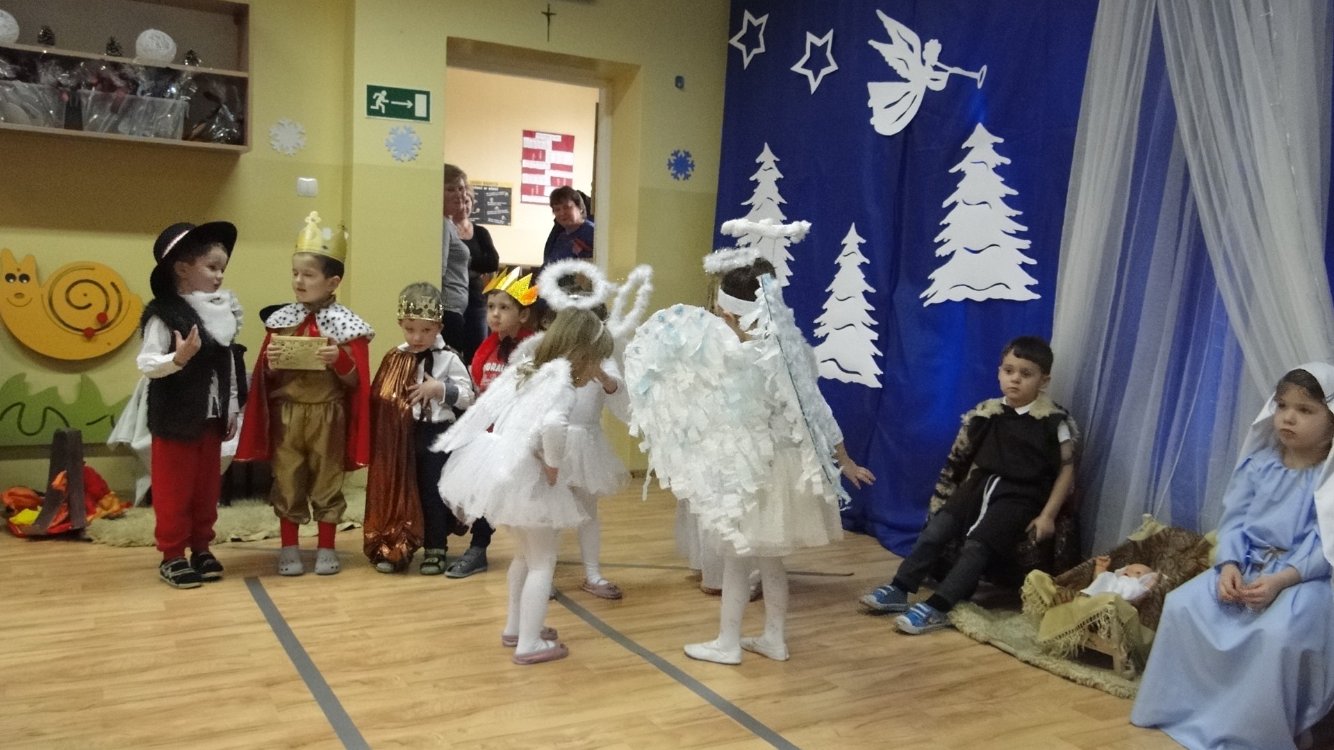 Dzień Babci i Dziadka 2019 Skrzaty (32)