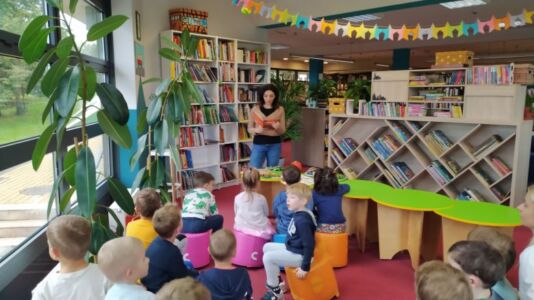 Bajeczny Poranek w Bibliotece - Wrzesień - Skrzaty (1)