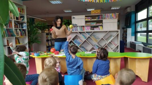 Bajeczny Poranek w Bibliotece - Wrzesień - Skrzaty (2)